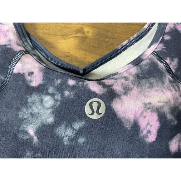 Lululemon Align Tee Nulu Slim Fit Cropped Length Size 4 CZBM 10701 - Picture 7 of 7